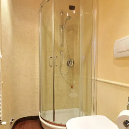 شقة Castello Di Godego Sleeps 5 Air Con Wifi *