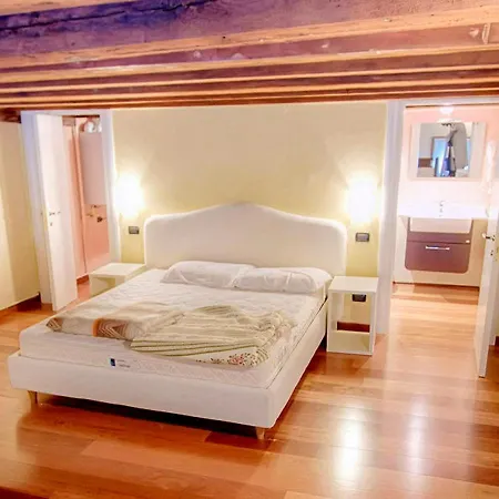 Castello Di Godego Sleeps 5 Air Con Wifi * البندقية