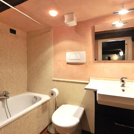 Castello Di Godego Sleeps 5 Air Con Wifi Veneza