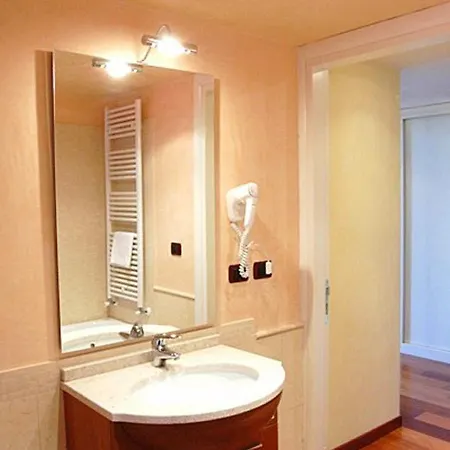 Castello Di Godego Sleeps 5 Air Con Wifi *